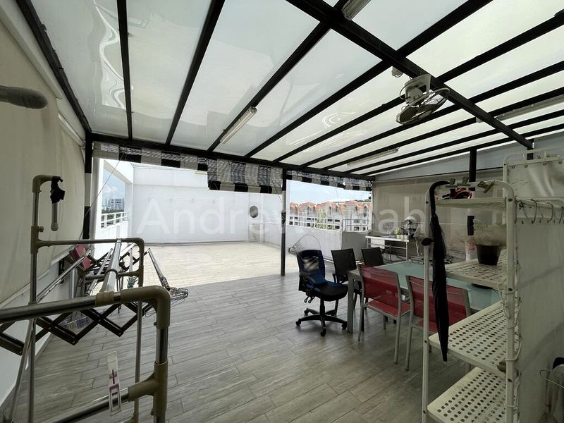 5 Bed Apartment (Condo) for Sale in  Crystal Lodge - Image 2